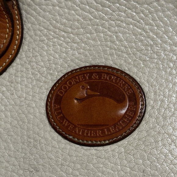 VTG Dooney & Bourke tan pebble leather brown leather trim purse NO LONG STRAP - Picture 6 of 11